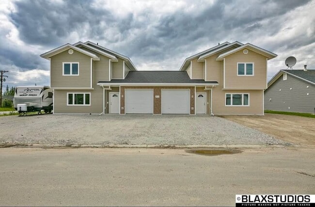 property at 2713 Desert Eagle Loop