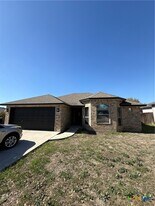 1648 Sunfire Cir in New Braunfels, TX - Building Photo