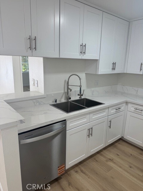 1616 S Barrington Ave