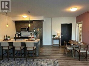 728 Brownstone Dr in Lakeshore, ON - Building Photo - Building Photo