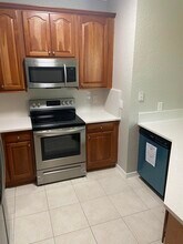 152 Village Blvd in Tequesta, FL - Building Photo - Building Photo