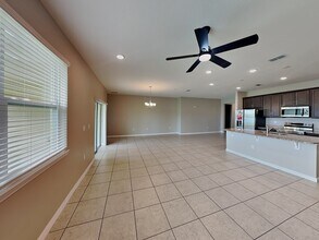 1130 Lone Palm Wy in St. Cloud, FL - Building Photo - Building Photo