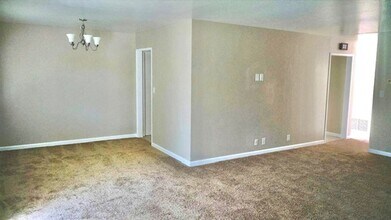 145 Manhattan Dr in Vallejo, CA - Building Photo - Building Photo