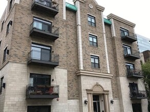 1812 E Lafayette Pl, Unit 301 in Milwaukee, WI - Foto de edificio - Building Photo