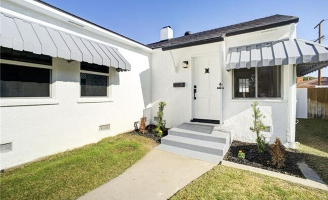 property at 2432 Belmont Ave