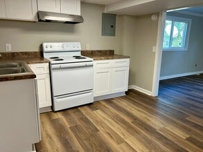 308 W 5th St in Oxford, AL - Building Photo - Building Photo