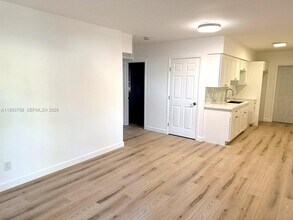 640 SW 5th St in Miami, FL - Building Photo - Building Photo