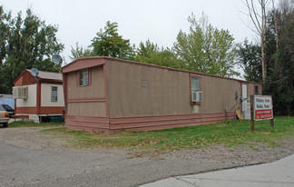 Whitney Arms Mobile Home Park Apartamentos