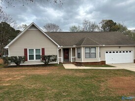 101 Springfield Ln in Madison, AL - Building Photo