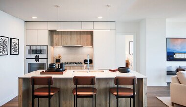 211 N Harbor Dr in Chicago, IL - Building Photo - Building Photo