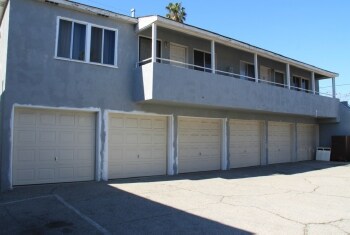 5619 Satsuma Ave in North Hollywood, CA - Foto de edificio - Building Photo
