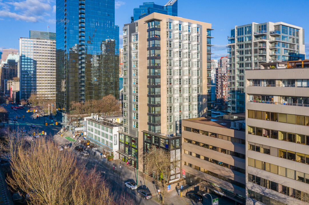 Kettle on Burrard in Vancouver, BC - Building Photo