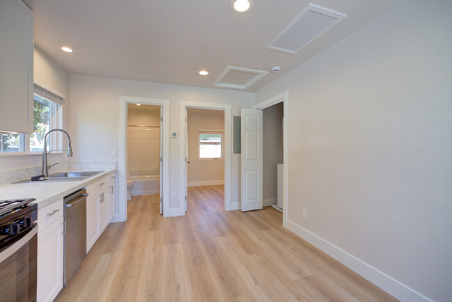 1238 Coral St, Unit 1238 Coral St in San Luis Obispo, CA - Building Photo - Building Photo