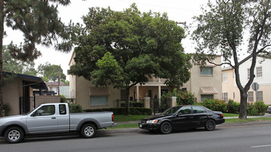 112-114 S Santa Anita Ave in Arcadia, CA - Foto de edificio - Building Photo