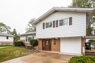 14723 Menard Ave in Oak Forest, IL - Building Photo