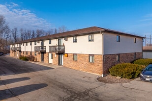 Thompson Creek in Green Bay, WI - Building Photo