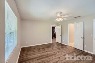 2705 Knollwood Trail in Eustis, FL - Building Photo