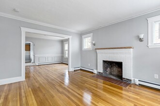 38 Claymoss Rd, Unit 2 in Boston, MA - Building Photo - Building Photo