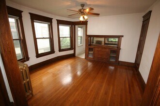 1076 Ashland Ave in St. Paul, MN - Foto de edificio - Building Photo