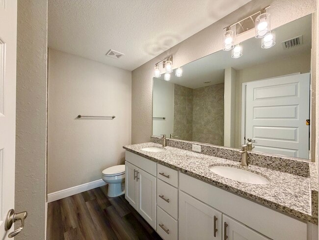 property at 210 Marion Oaks Ln