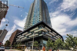 30 Roehampton Ave in Toronto, ON - Building Photo