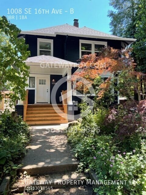 property at 1008 SE 16th Ave