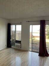 92-1050-1050 Kanehoa Loop in Kapolei, HI - Building Photo - Building Photo