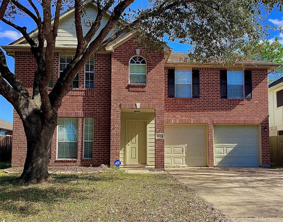 22810 W Waterlake in Richmond, TX - Building Photo