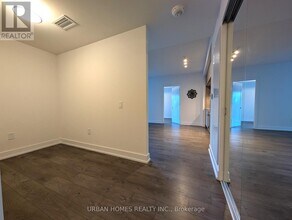 25 Adra Grado Way in Toronto, ON - Building Photo - Building Photo