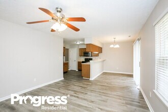 626 Austrian Way in Avon, IN - Building Photo - Building Photo