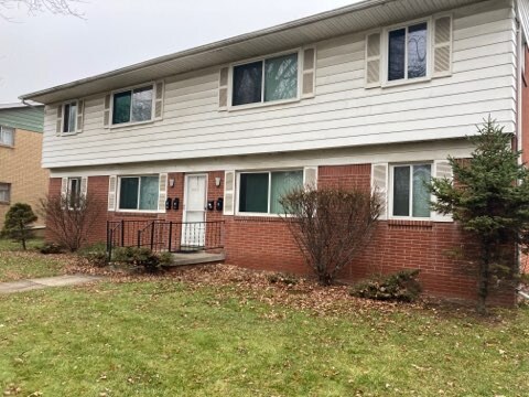 3020 Carskaddon Ave, Unit 4 in Toledo, OH - Building Photo