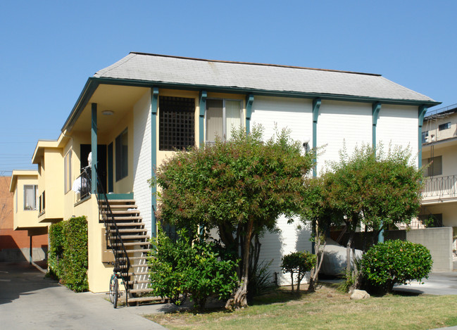 3745 Keystone Ave in Los Angeles, CA - Foto de edificio - Building Photo