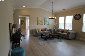 5202 Salerno Dr in Dublin, CA - Building Photo - Building Photo