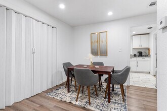 4805 N 37th St in Tampa, FL - Building Photo - Building Photo