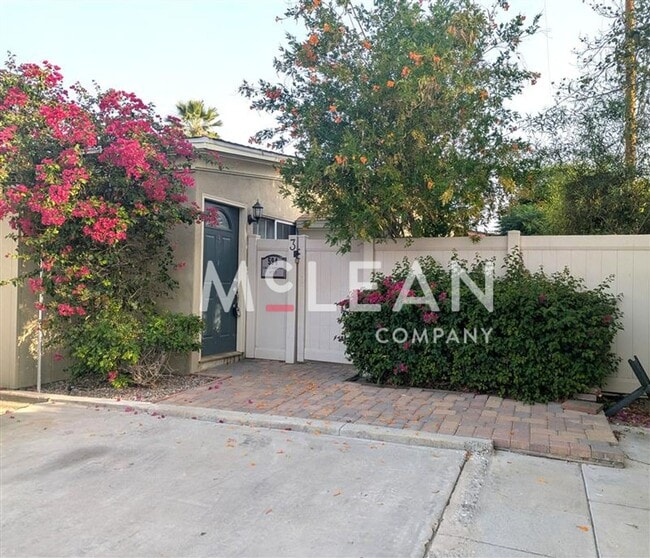 property at 594 Calle Abronia S