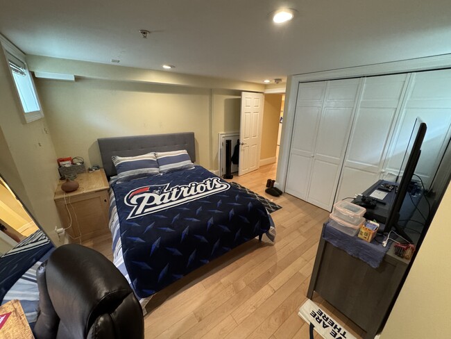 15 Orchard St, Unit 1 in Cambridge, MA - Building Photo - Building Photo