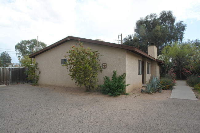 2620-2626 E Alturas St in Tucson, AZ - Building Photo - Building Photo