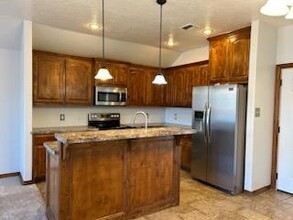 4408 SW Brandon Ln in Lawton, OK - Foto de edificio - Building Photo
