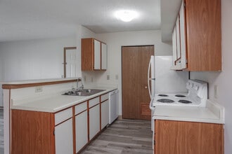 Meadow Brook in Butler, PA - Foto de edificio - Interior Photo