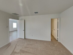 1105 Blazin Bronco Trl in Haslet, TX - Building Photo - Building Photo