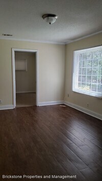 4220 Maplewood Dr photo'