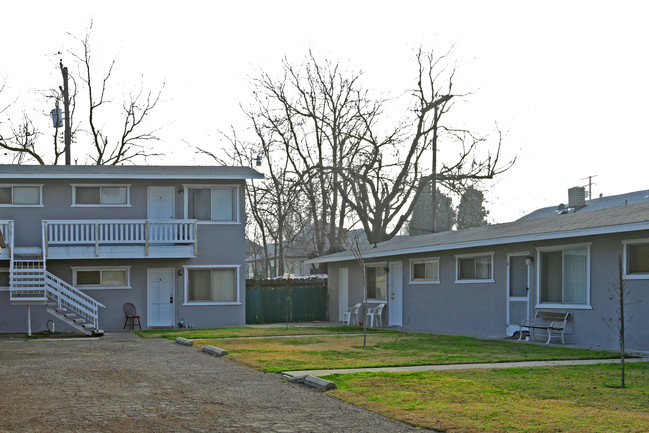 Palm Circle Apartments