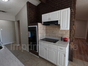 430 Ridgewood Dr in Desoto, TX - Building Photo - Building Photo