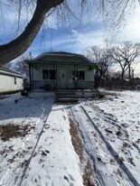 1309 Barney Ave, Unit 1433 in Flint, MI - Building Photo