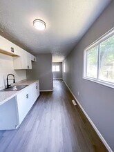 1253 Grovewood Dr in Columbus, OH - Building Photo - Building Photo