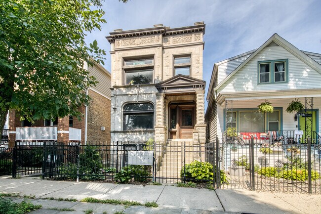property at 2436 N Maplewood Ave