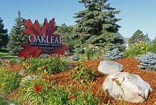 Oakleaf Townhomes