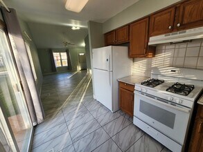 13862 Isle Royal Cir in Plainfield, IL - Building Photo - Building Photo