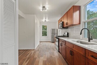 73 S 13th St in Newark, NJ - Building Photo - Building Photo