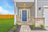 13313 Tetris Dr, Unit B in Houston, TX - Building Photo - Building Photo